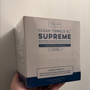 Clean Skin Club Supreme Clean Towels XL - White